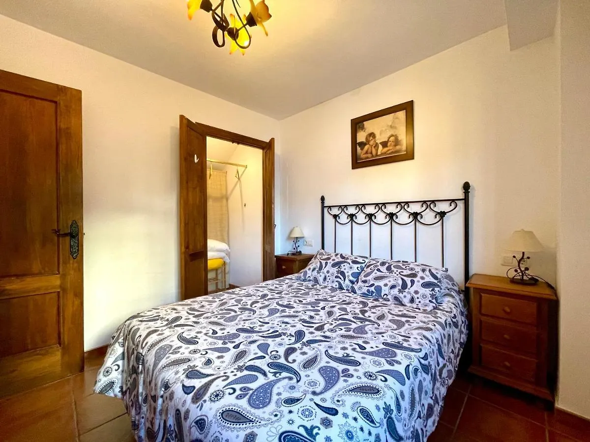 Apartamentos Axarquia , Frigiliana, Terraza Privada Con Vistas A La Montana Rio Y Al Mar 0*, フリヒリアナ
