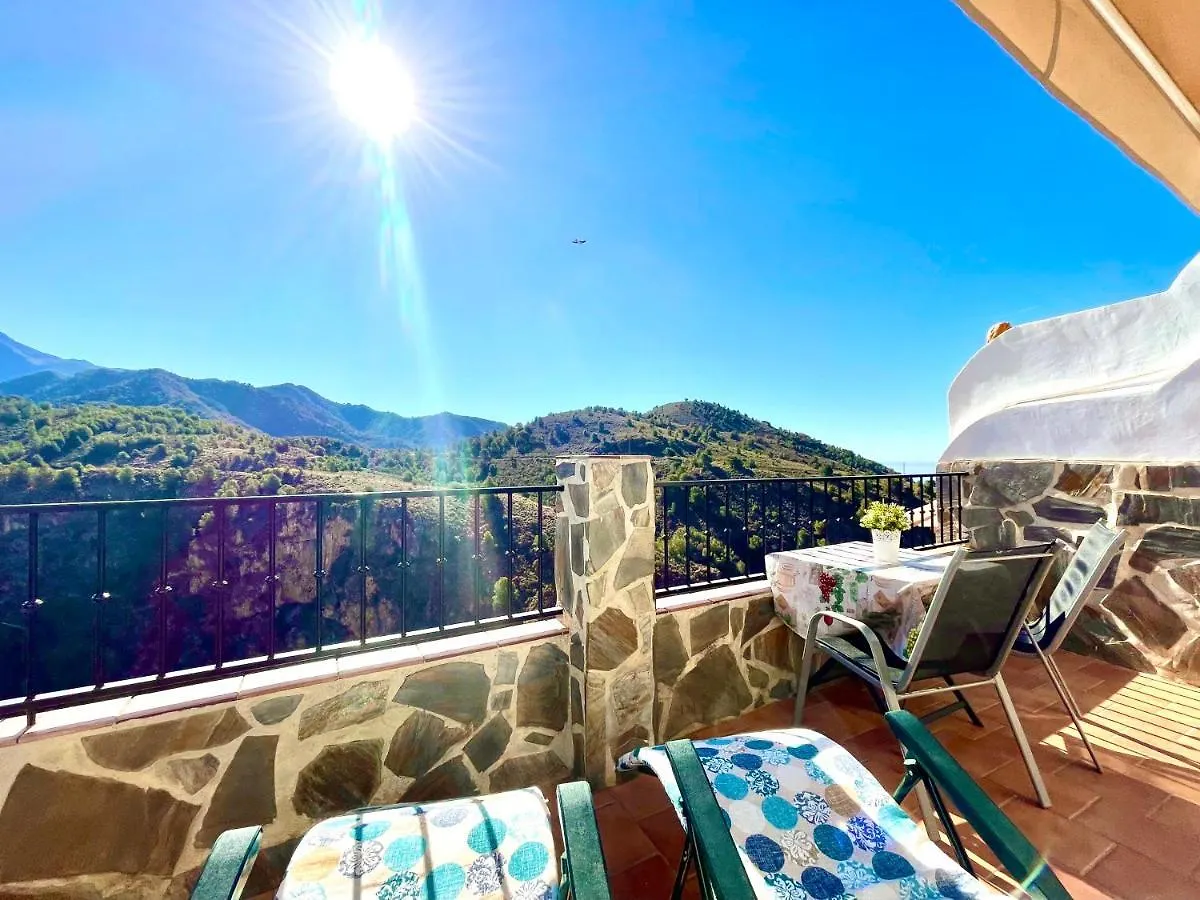 Apartamentos Axarquia 1, terraza privada con vistas a la montaña rio y al mar Frigiliana 0*,  España